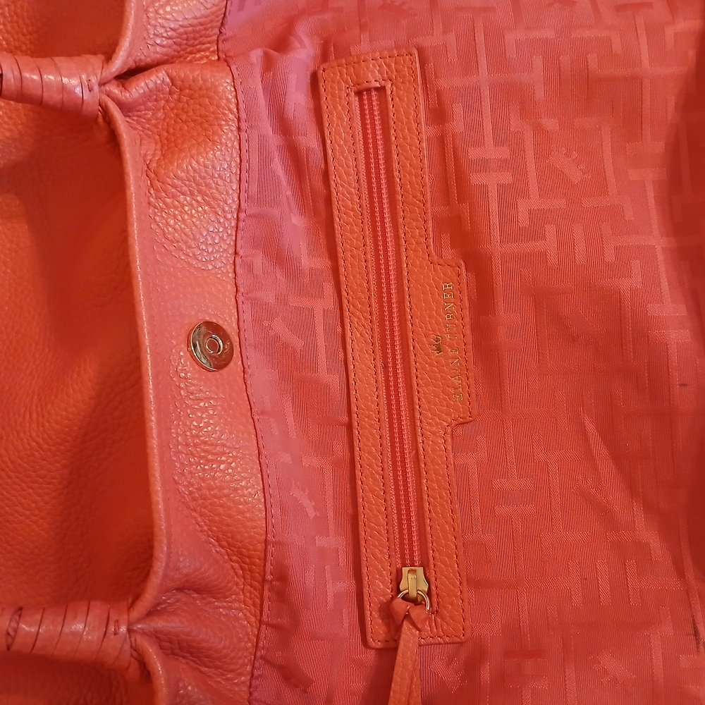 Elegant Coral Handbag - Picture 12 of 15